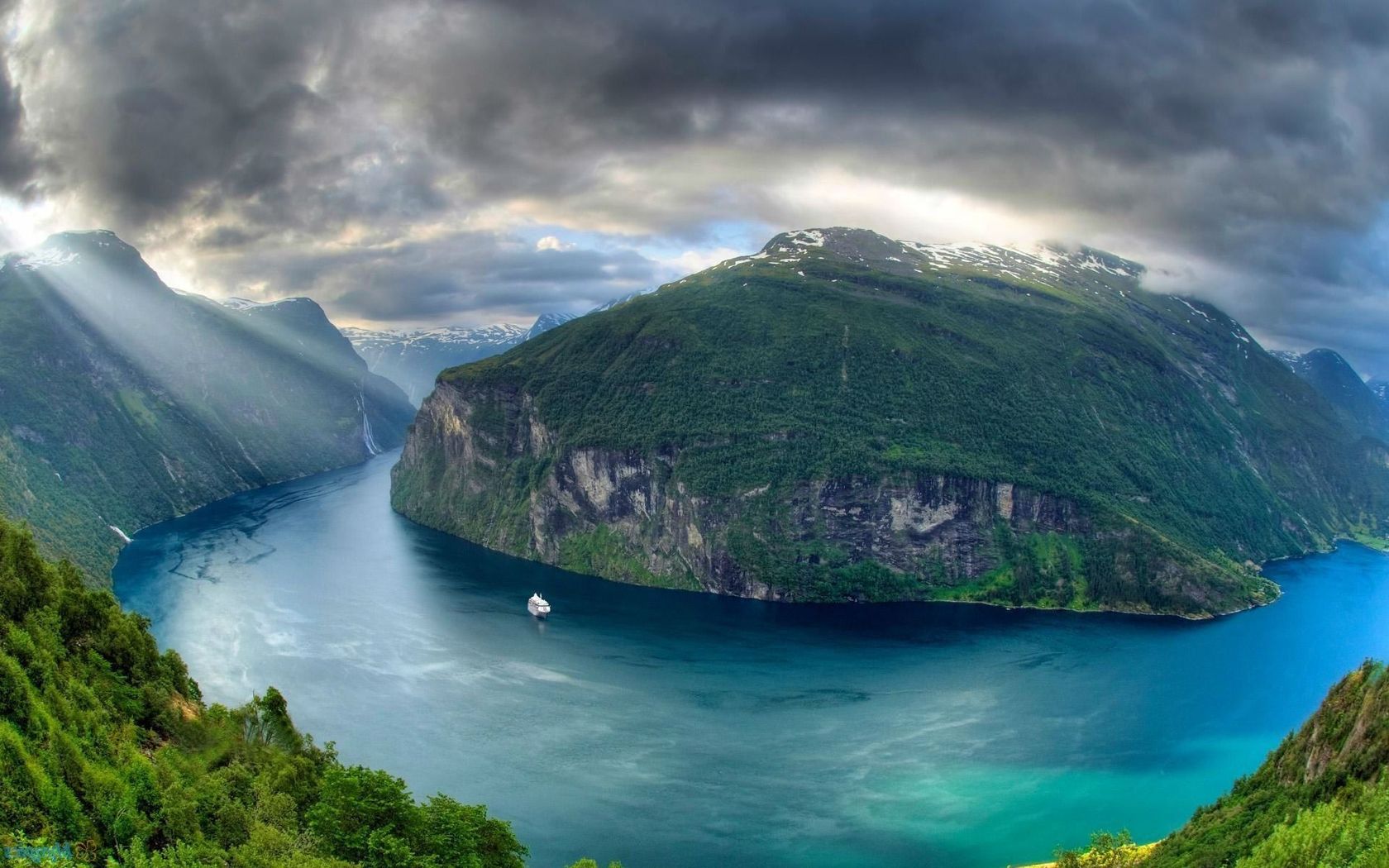Trolltunga